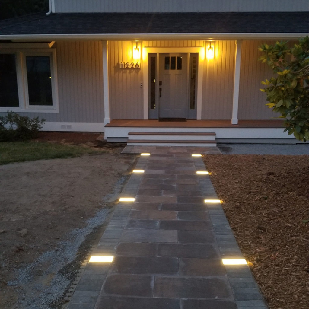 Warm Welcome in Pathway with Glare-Free Illumination