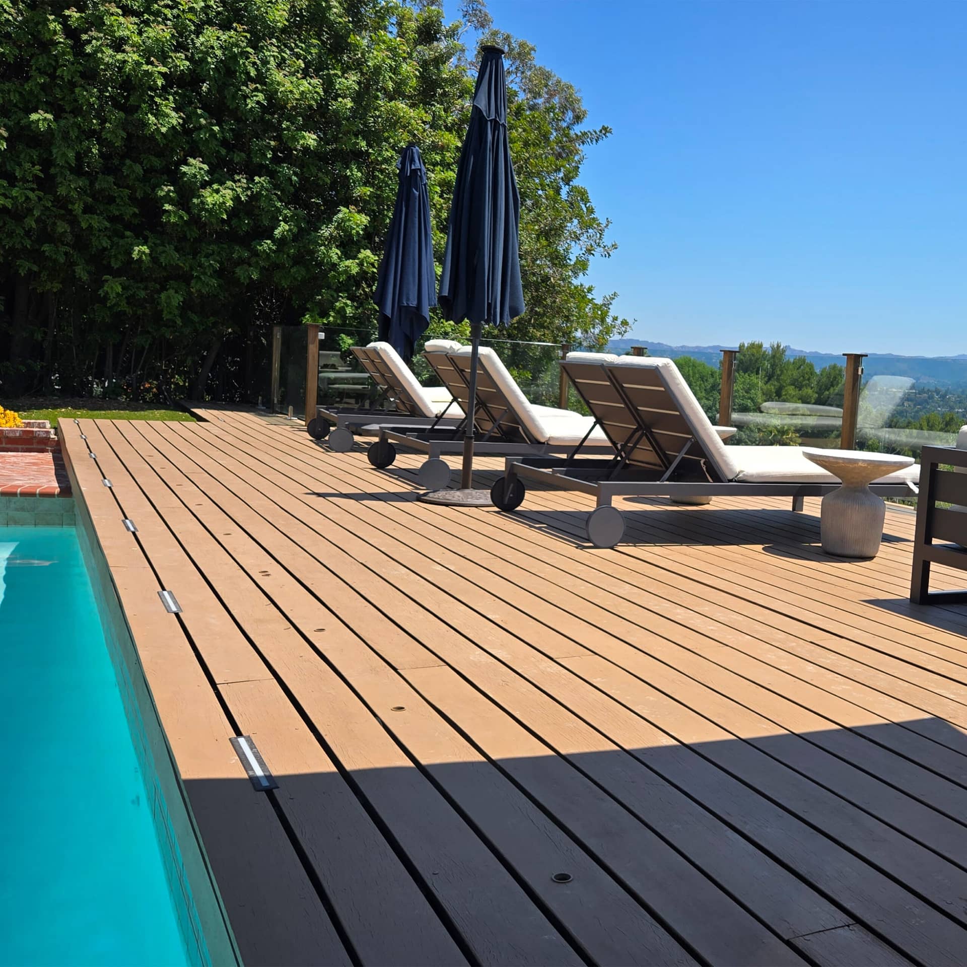 Lumengy Deck Lights 3 - Elegant and Functional Outdoor Lighting